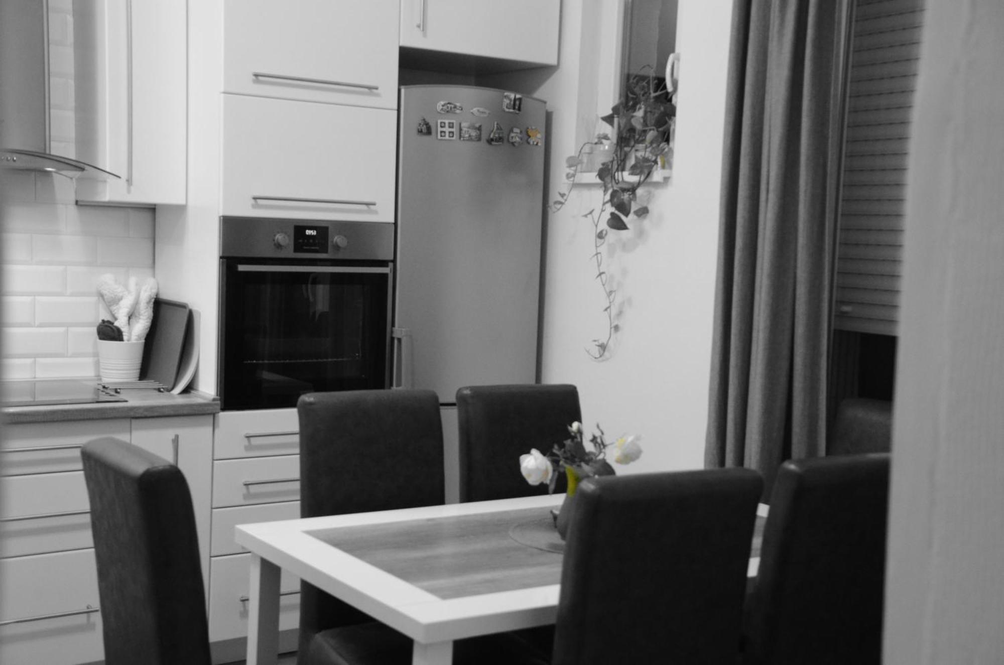 Apartamento Cerak Lux Belgrado Exterior foto